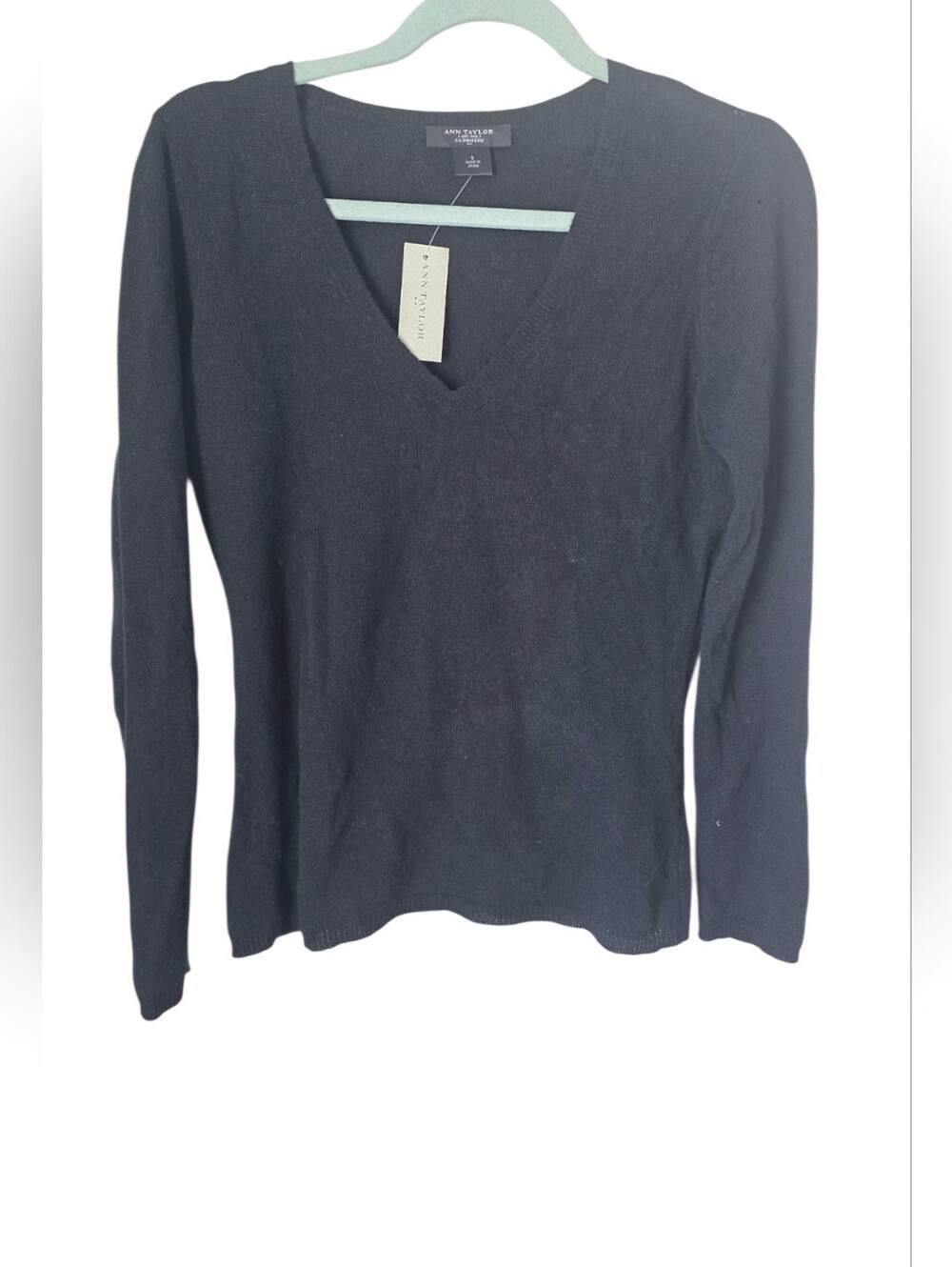 New Ann Taylor 100% Cashmere Black Swester Small